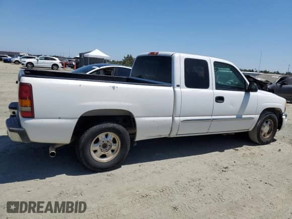 2003 GMC Sierra 1500 SLE with VIN 2GTEC19V331162988, listed as a Copart auction lot 65576615 with 203,201 mi miles and Clean title. Bid and sale history available at DreamBid. Image 3.