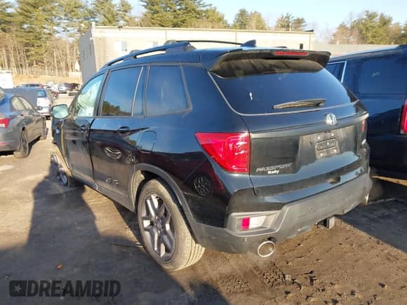 2022 Honda Passport EX-L with VIN 5FNYF8H5XNB020829, listed as a IAAI auction lot 41757349 with 20,456 mi miles and . Bid and sale history available at DreamBid. Image 14.