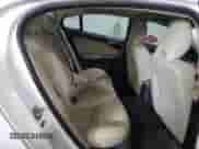 2017 Volvo S60 Inscription Platinum с VIN LYV402TM3HB146807, выставлен на аукционе Copart как лот 61412475 с пробегом 71 862 миль миль и Списание • Salvage title. История ставок и продаж доступна на DreamBid. Изображение 10.