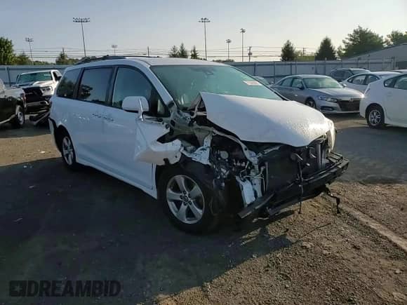 2019 Toyota Sienna LE Auto Access Seat with VIN 5TDKZ3DC8KS983854, listed as a Copart auction lot 71569695 with 80,377 mi miles and Salvage title. Bid and sale history available at DreamBid. Image 14.