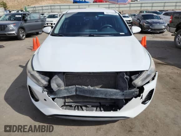 2019 Hyundai Elantra z VIN KMHH35LE6KU097551, wystawiony jako Copart lot #86115595 z przebiegiem 171 878 mil mil oraz Szkoda całkowita • Salvage title. Historia ofert i sprzedaży dostępna na DreamBid. Obrazek 5.