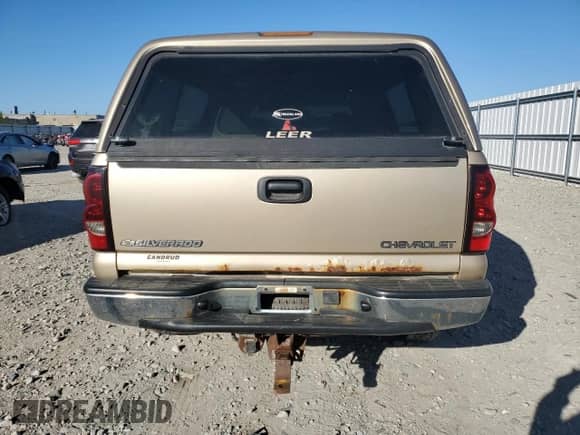 2005 Chevrolet Silverado 1500HD LS с VIN 1GCGK13U75F860057, выставлен на аукционе Copart как лот 73538504 с пробегом 135 742 миль миль и Чистый • Clean title. История ставок и продаж доступна на DreamBid. Изображение 6.