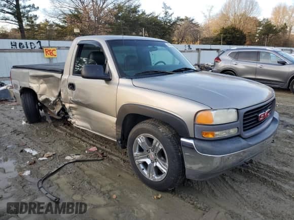 2002 GMC Sierra 1500 z VIN 1GTEC14W22Z240649, wystawiony jako Copart lot #42958365 z przebiegiem 105 857 mil mil oraz Szkoda całkowita • Salvage title. Historia ofert i sprzedaży dostępna na DreamBid. Obrazek 4.