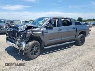 2019 Toyota Tundra SR5 z VIN 5TFDW5F13KX851118, wystawiony jako Copart lot #66882375 z przebiegiem Nie podano mil oraz Czysty tytuł • Clean title. Historia ofert i sprzedaży dostępna na DreamBid. Obrazek 1.