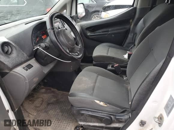 2017 Chevrolet City Express Cargo LS z VIN 3N63M0YN3HK696761, wystawiony jako Copart lot #81072493 z przebiegiem 283 417 mil mil oraz Szkoda całkowita • Salvage title. Historia ofert i sprzedaży dostępna na DreamBid. Obrazek 7.