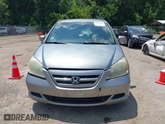 2006 Honda Odyssey EX z VIN 5FNRL38436B037450, wystawiony jako IAAI lot #42658960 z przebiegiem 228 553 mil mil oraz . Historia ofert i sprzedaży dostępna na DreamBid. Obrazek 12.