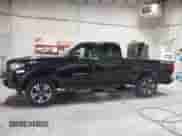 2019 Toyota Tacoma SR5 z VIN 5TFSZ5ANXKX174139, wystawiony jako IAAI lot #43035436 z przebiegiem 38 075 mil mil oraz . Historia ofert i sprzedaży dostępna na DreamBid. Obrazek 14.