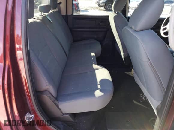 2020 Ram 1500 Tradesman z VIN 3C6RR7KG1LG132398, wystawiony jako Copart lot #45379375 z przebiegiem 84 890 mil mil oraz Szkoda całkowita • Salvage title. Historia ofert i sprzedaży dostępna na DreamBid. Obrazek 10.