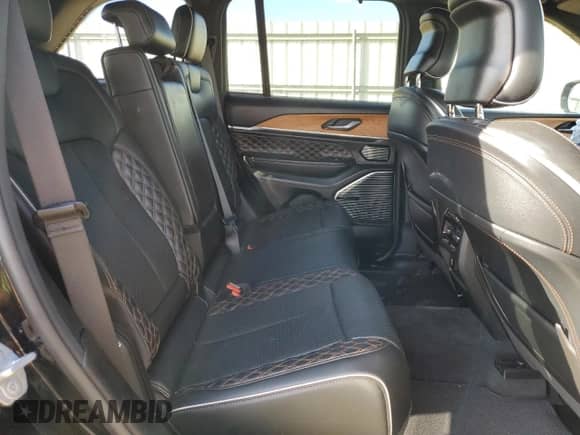 2022 Jeep Grand Cherokee Summit Reserve с VIN 1C4RJHET7N8517343, выставлен на аукционе Copart как лот 82321444 с пробегом 41 417 миль миль и Списание • Salvage title. История ставок и продаж доступна на DreamBid. Изображение 11.