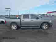 2010 Dodge 1500 ST z VIN 1D7RB1CP4AS189179, wystawiony jako IAAI lot #41956547 z przebiegiem 218 519 mil mil oraz . Historia ofert i sprzedaży dostępna na DreamBid. Obrazek 13.