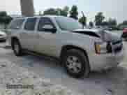 2007 Chevrolet Suburban LT z VIN 3GNFC16027G135928, wystawiony jako Copart lot #66864605 z przebiegiem 289 418 mil mil oraz Szkoda całkowita • Salvage title. Historia ofert i sprzedaży dostępna na DreamBid. Obrazek 4.