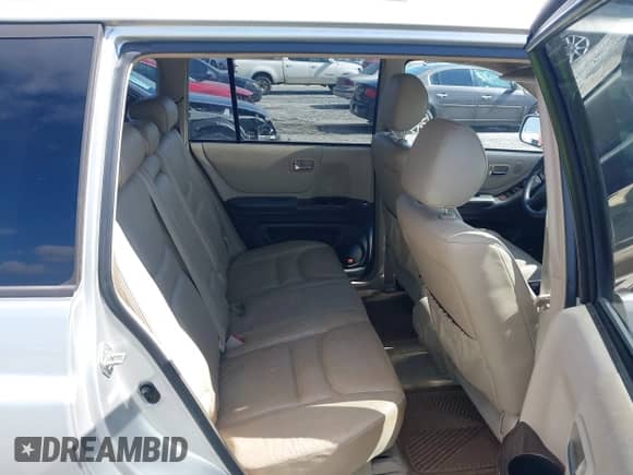 2003 Toyota Highlander с VIN JTEHF21A930113286, выставлен на аукционе IAAI как лот 41619789 с пробегом 311 242 миль миль и . История ставок и продаж доступна на DreamBid. Изображение 8.