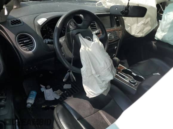 2018 Nissan Pathfinder Platinum with VIN 5N1DR2MM5JC642113, listed as a Copart auction lot 59634565 with 92,274 mi miles and Salvage title. Bid and sale history available at DreamBid. Image 8.