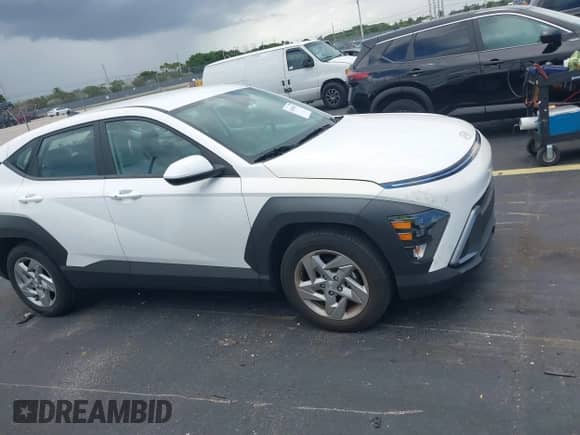 2024 Hyundai Kona SE с VIN KM8HA3AB4RU169067, выставлен на аукционе IAAI как лот 42898834 с пробегом 13 181 миль миль и . История ставок и продаж доступна на DreamBid. Изображение 13.