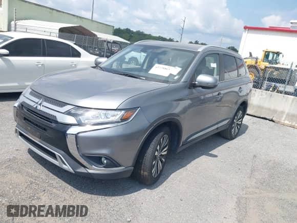 2020 Mitsubishi Outlander SE с VIN JA4AD3A32LZ030842, выставлен на аукционе IAAI как лот 42778863 с пробегом Не указан миль и . История ставок и продаж доступна на DreamBid. Изображение 16.
