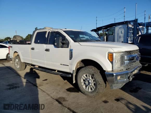 2017 Ford F-250 Lariat с VIN 1FT7W2BT0HEE58765, выставлен на аукционе Copart как лот 87059605 с пробегом 85 146 миль миль и Списание • Salvage title. История ставок и продаж доступна на DreamBid. Изображение 4.