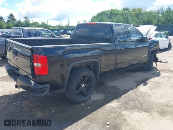 2015 GMC Sierra 1500 with VIN 1GTR1TEH3FZ314749, listed as a IAAI auction lot 43048113 with 135,775 mi miles and . Bid and sale history available at DreamBid. Image 4.