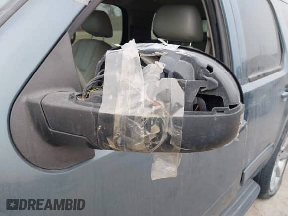 2010 Chevrolet Tahoe LT с VIN 1GNUKBE07AR220465, выставлен на аукционе IAAI как лот 41546507 с пробегом 212 105 миль миль и . История ставок и продаж доступна на DreamBid. Изображение 19.