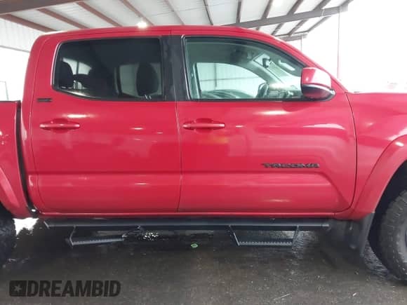 2022 Toyota Tacoma SR5 with VIN 3TMAZ5CN4NM192333, listed as a IAAI auction lot 42640119 with 41,195 mi miles and . Bid and sale history available at DreamBid. Image 13.