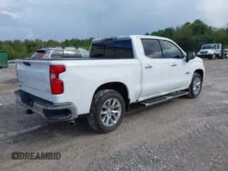 2019 Chevrolet Silverado 1500 LTZ z VIN 3GCPWEED9KG282157, wystawiony jako IAAI lot #43401239 z przebiegiem 139 219 mil mil oraz . Historia ofert i sprzedaży dostępna na DreamBid. Obrazek 4.