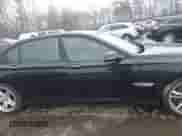 2013 BMW 7 Series 750Li с VIN WBAYE8C53DD133504, выставлен на аукционе IAAI как лот 42005346 с пробегом 142 894 миль миль и . История ставок и продаж доступна на DreamBid. Изображение 13.
