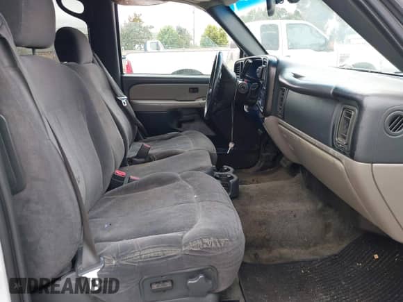 2002 Chevrolet Tahoe LS with VIN 1GNEC13V62J325797, listed as a IAAI auction lot 43112027 with 290,777 mi miles and . Bid and sale history available at DreamBid. Image 5.