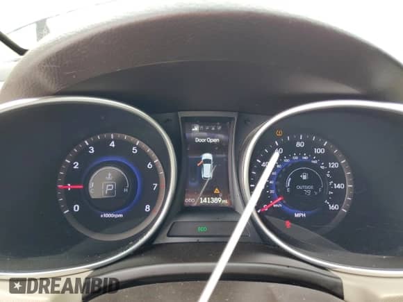 2015 Hyundai Santa Fe с VIN 5XYZW4LA0FG245031, выставлен на аукционе Copart как лот 69493305 с пробегом 141 389 миль миль и Списание • Salvage title. История ставок и продаж доступна на DreamBid. Изображение 9.