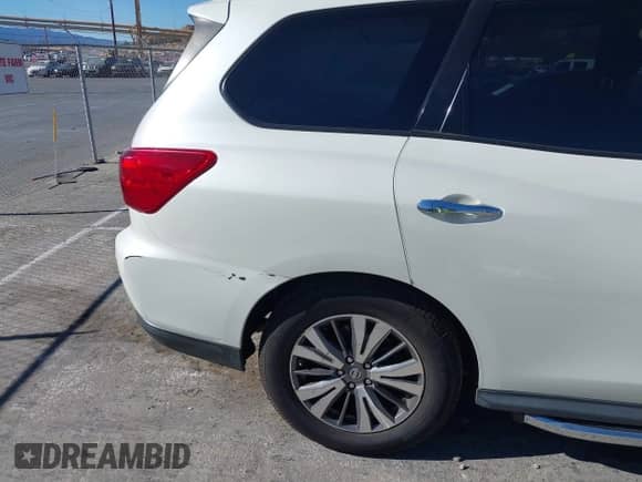 2018 Nissan Pathfinder S with VIN 5N1DR2MN9JC610306, listed as a IAAI auction lot 41163725 with Not provided miles and . Bid and sale history available at DreamBid. Image 18.