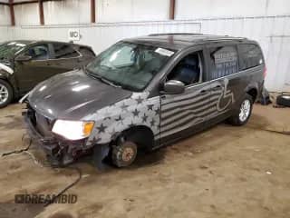 2019 Dodge Grand Caravan SXT with VIN 2C4RDGCGXKR513472, listed as a Copart auction lot 69860535 with 179,859 mi miles and Clean title. Bid and sale history available at DreamBid. Image 1.