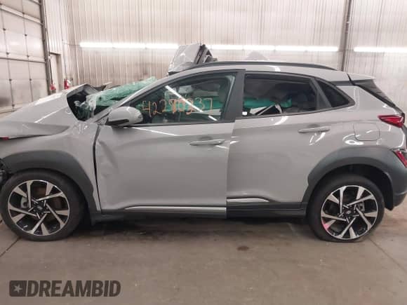 2023 Hyundai Kona Limited z VIN KM8K5CA35PU984054, wystawiony jako IAAI lot #42290337 z przebiegiem 16 221 mil mil oraz . Historia ofert i sprzedaży dostępna na DreamBid. Obrazek 14.