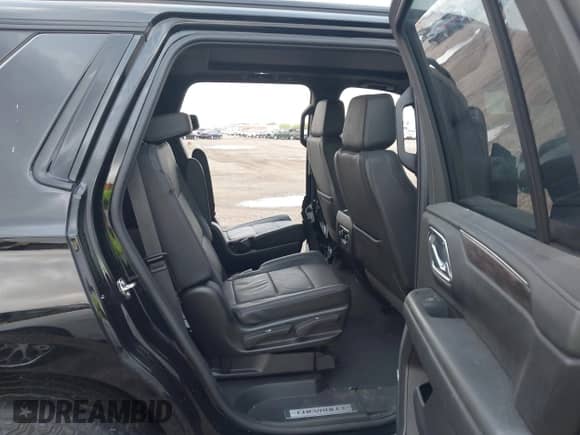 2023 Chevrolet Tahoe Z71 with VIN 1GNSKPKD9PR389603, listed as a IAAI auction lot 42082916 with 33,843 mi miles and . Bid and sale history available at DreamBid. Image 8.