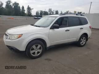 2012 Subaru Forester X с VIN JF2SHABC4CH423752, выставлен на аукционе Copart как лот 71268595 с пробегом 115 184 миль миль и Списание • Salvage title. История ставок и продаж доступна на DreamBid. Изображение 1.