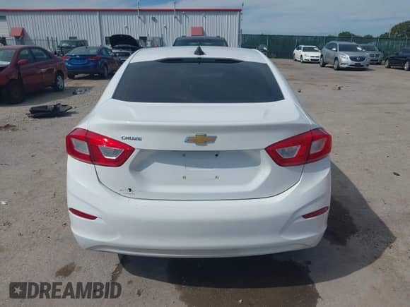 2016 Chevrolet Cruze LS с VIN 1G1BC5SM2G7236415, выставлен на аукционе IAAI как лот 43068508 с пробегом 210 479 миль миль и . История ставок и продаж доступна на DreamBid. Изображение 16.