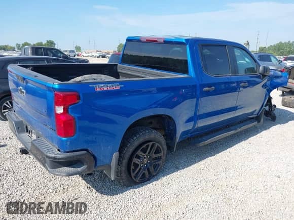 2022 Chevrolet Silverado 1500 Custom Trail Boss с VIN 3GCPDCEK0NG539266, выставлен на аукционе IAAI как лот 42906317 с пробегом 44 058 миль миль и . История ставок и продаж доступна на DreamBid. Изображение 4.