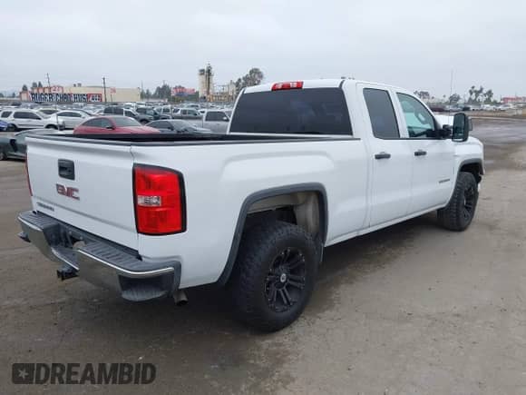 2015 GMC Sierra 1500 with VIN 1GTR1TEC4FZ179527, listed as a IAAI auction lot 42175217 with 179,700 mi miles and . Bid and sale history available at DreamBid. Image 4.
