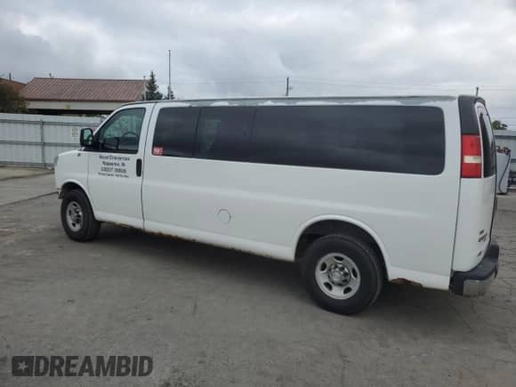 2012 Chevrolet Express Passenger 1LT с VIN 1GAZG1FA7C1125691, выставлен на аукционе Copart как лот 72529024 с пробегом 256 684 миль миль и Списание • Salvage title. История ставок и продаж доступна на DreamBid. Изображение 2.