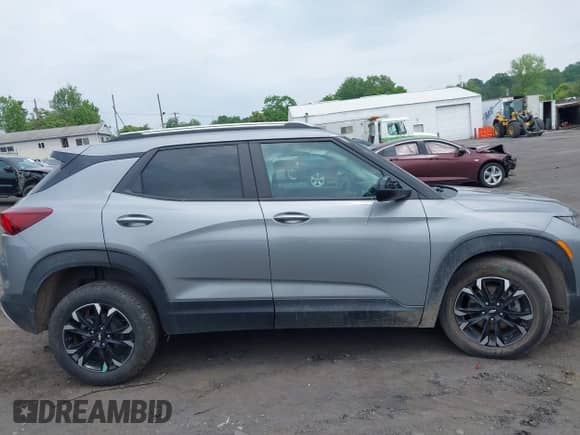 2023 Chevrolet TrailBlazer LT with VIN KL79MRSL3PB210319, listed as a IAAI auction lot 42507976 with 50,923 mi miles and . Bid and sale history available at DreamBid. Image 13.