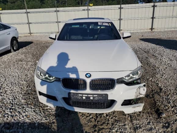 2014 BMW 3 Series 328i с VIN WBA3A5C59EP601840, выставлен на аукционе Copart как лот 66614735 с пробегом 118 722 миль миль и Списание • Salvage title. История ставок и продаж доступна на DreamBid. Изображение 5.