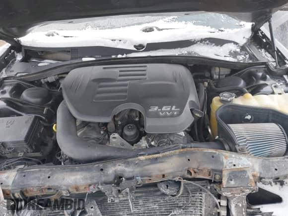 2015 Chrysler 300 S с VIN 2C3CCAGG4FH909090, выставлен на аукционе IAAI как лот 41537926 с пробегом 124 382 миль миль и . История ставок и продаж доступна на DreamBid. Изображение 10.