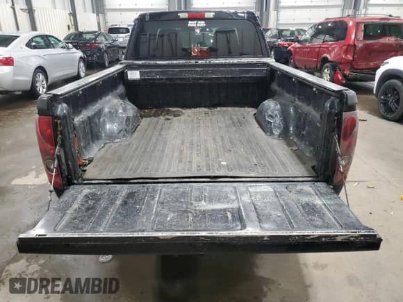 2006 Chevrolet Colorado 1LT z VIN 1GCDT196868147330, wystawiony jako Copart lot #85033084 z przebiegiem 193 826 mil mil oraz Szkoda całkowita • Salvage title. Historia ofert i sprzedaży dostępna na DreamBid. Obrazek 6.