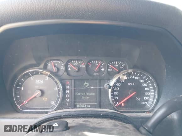 2015 Chevrolet Silverado 2500HD Work Truck z VIN 1GC1KUE81FF569806, wystawiony jako IAAI lot #42896050 z przebiegiem 160 673 mil mil oraz . Historia ofert i sprzedaży dostępna na DreamBid. Obrazek 7.