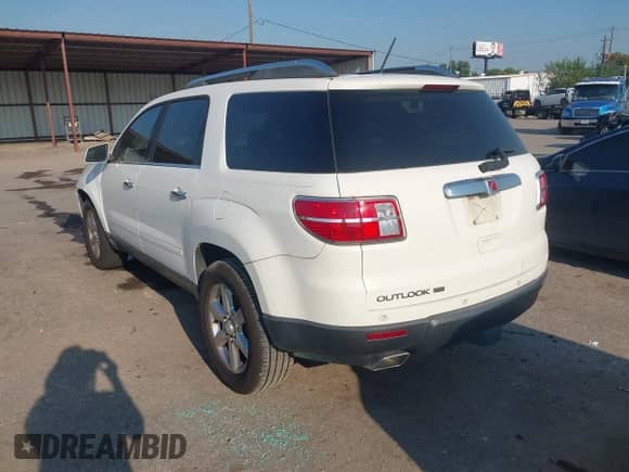 2008 Saturn Outlook XR with VIN 5GZER33738J167561, listed as a IAAI auction lot 43210325 with 159,147 mi miles and . Bid and sale history available at DreamBid. Image 3.