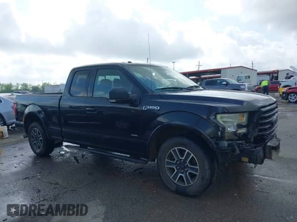2015 Ford F-150 XL z VIN 1FTEX1CP1FFB94611, wystawiony jako IAAI lot #42050374 z przebiegiem 298 500 mil mil oraz . Historia ofert i sprzedaży dostępna na DreamBid. Obrazek 13.