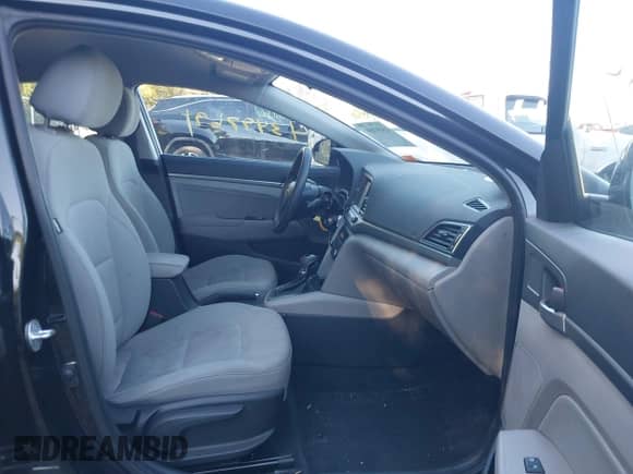 2017 Hyundai Elantra Limited with VIN 5NPD84LF6HH091789, listed as a IAAI auction lot 43497691 with 90,191 mi miles and . Bid and sale history available at DreamBid. Image 5.