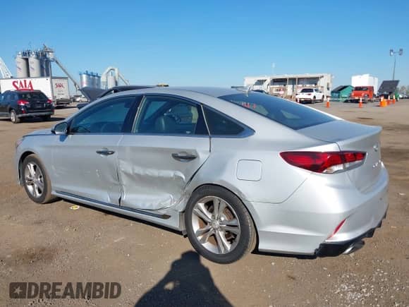2018 Hyundai Sonata SEL with VIN 5NPE34AF0JH713640, listed as a IAAI auction lot 43368715 with 82,920 mi miles and . Bid and sale history available at DreamBid. Image 6.