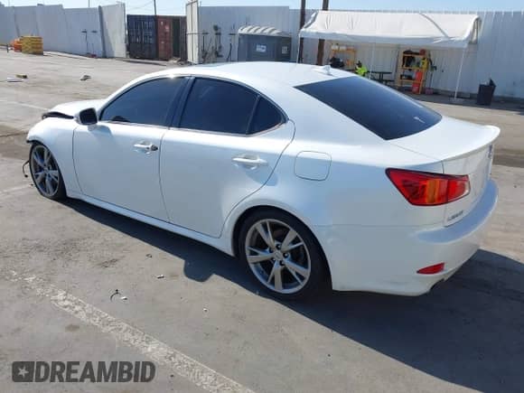 2010 Lexus IS 250 z VIN JTHBF5C20A2095567, wystawiony jako IAAI lot #42412231 z przebiegiem 117 222 mil mil oraz . Historia ofert i sprzedaży dostępna na DreamBid. Obrazek 3.