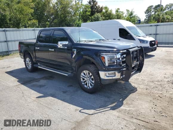 2024 Ford F-150 Lariat с VIN 1FTFW5L55RFB88215, выставлен на аукционе Copart как лот 59999455 с пробегом 14 526 миль миль и Списание • Salvage title. История ставок и продаж доступна на DreamBid. Изображение 4.