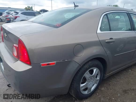 2008 Chevrolet Malibu 1FL с VIN 1G1ZG57B98F284429, выставлен на аукционе IAAI как лот 43309801 с пробегом 186 249 миль миль и . История ставок и продаж доступна на DreamBid. Изображение 6.