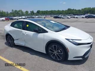 2024 Toyota Prius LE with VIN JTDACAAU7R3047136, listed as a IAAI auction lot 42673771 with 2,918 mi miles and . Bid and sale history available at DreamBid. Image 1.