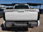2023 Toyota Tundra Limited Hybrid z VIN 5TFJC5DBXPX022688, wystawiony jako Copart lot #72735774 z przebiegiem Nie podano mil oraz Szkoda całkowita • Salvage title. Historia ofert i sprzedaży dostępna na DreamBid. Obrazek 6.